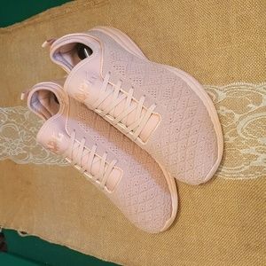 APL Techloom Phantom Women's Running Shoes Sz 14, Pink, Like New, No Box